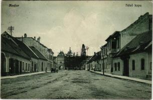 1915 Modor, Modra; Felső kapu, utca, Gebrüder Heszler üzlete. Laczkovich Róbert 460. / street, shop, gate (r)