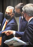 Bencsik András: Összetartozunk: Magyarország 2010-2020. A felemelkedés krónikája. Főszerk.: - -. Bp....