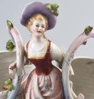 19. sz., nő kosárral kínáló, jelzett, sérült, 25x18 cm