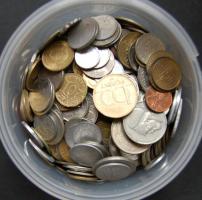 1kg fémpénz, vegyes világ