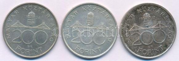 1992. 200Ft Ag "MNB" + 1993. 200Ft Ag "MNB" + 1994. 200Ft Ag "Deák" T:...