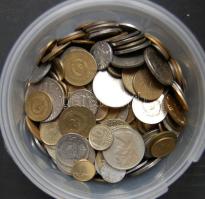 1kg fémpénz, vegyes világ