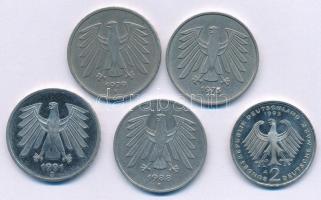 NSZK 1975-1991. 5M Cu-Ni (4xklf) + 1995. 2M Cu-Ni T:AU,XF
FRG 1975-1991. 5 Mark Cu-Ni (4xdiff) + 19...