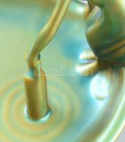 Zsolnay eozin mázas merítő lány, névjegytartó. Jelzett, kopásnyomokkal, d: 16 x13 cm, m: 11 cm