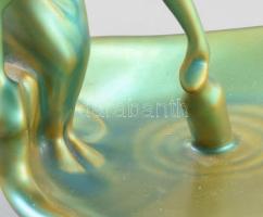 Zsolnay eozin mázas merítő lány, névjegytartó. Jelzett, kopásnyomokkal, d: 16 x13 cm, m: 11 cm