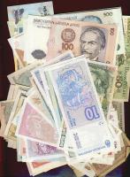 Nagy külföldi hagyaték bankjegy tétel, az 1790-es évektől, 1003db, régi és új, benne nagyon sok teng...