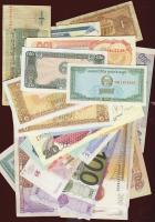 Nagy külföldi hagyaték bankjegy tétel, az 1790-es évektől, 1003db, régi és új, benne nagyon sok teng...