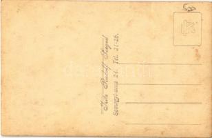 Táncosnő / dancer. Iritz Rudolf photo