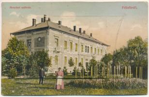 1913 Félixfürdő, Baile Felix; Menyhért szálloda. leporellólap 9 képpel, közte vasútállomás / hotel. leporellocard with 9 pictures, including railway station (b)