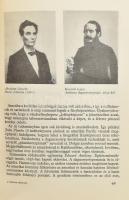 Horváth Árpád: Camera obscura. A fényképezés és a film története. Bp., 1965, Táncsics. Fekete-fehér ...
