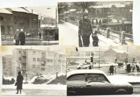 cca 1970 39 db fotó a budapesti Moszkva térről és környékéről rengeteg járművel, villamossal, bussza...