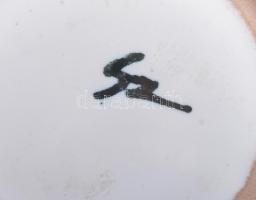 Kerezsi Gyöngyi: Retró váza. Jelzett, minimális kopással, m: 28,5 cm