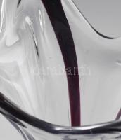 Nagyméretű cseh üvegváza, anyagában csíkozott színezéssel, kis kopással, jelzés nélkül, m: 46,5 cm