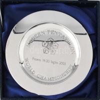 2003 Pentathlon gravírozott fém díj. d: 18 cm Dobozban.