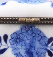 2 darab modern ékszeres doboz, egy márvány, 10,5x8 cm, másik porcelán, 6x3x4 cm