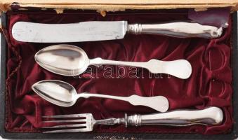 cca 1910 Paar János egyszemélyes ezüst (Ag) evőeszköz készlet, utazókészlet, jelzett, kettévált ered...