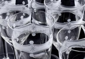 8 darabos kristály borospohár készlet, jelzett, hibátlan, m: 19,5 cm