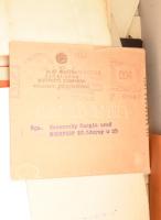 Vegyes, átnézni való papírrégiség tétel, nagy dobozban. Orvosi okmányok, érdekes igazolványok, reklá...