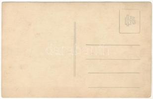 Budapest (?), Magy. Kir. Dohány és Szivar áruda üzlete reklámokkal. photo (fl)