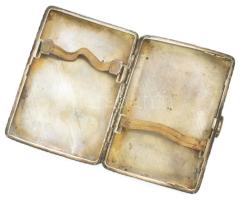Ezüst (Ag) cigarettatárca, nielló díszítéssel, jelzéssel, 9,5x7 cm, bruttó: 107g