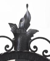 Kovácsoltvas keretes tükör. 75x44 cm