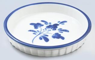 Portugál pitesütő edény, mázas porcelán, jelzéssel, kis kopottsággal, d: 26,5 cm