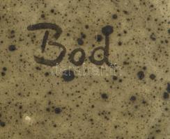 Bod Éva (1924-2004): Türkizmázas hasábváza. Színes mázzal csorgatott samottos kerámia, jelzett, hajs...