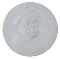 NDK DN &quot;Georg Friedrich Händel 1685-1759 / Deutsche Demokratische Republik - Geburtshaus G.F. Händels in Halle&quot; jelzett meissen-i porcelán plakett (64mm) T:AU GDR ND &quot;Georg Friedrich Händel 1685-1759 / Deutsche Demokratische Republik - Geburtshaus G.F. Händels in Halle&quot; hallmarked porcelain commemorative medallion from Meissen (64mm) C:AU