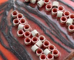 Janáky Viktor (1933-1999): Modernista figurális plakettkép. 1976. Többmázas kerámialap, felületbe má...