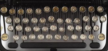 cca 1930, Continental Wanderer-Werke A.G. Chemnitz írógép. Magyar billentyűzettel, jó állapotban, mű...