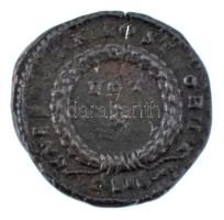Római Birodalom / Siscia /Crispus 321-324. AE Follis (2,72g) T:XF Roman Empire / Siscia / Crispus 32...
