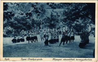 Győr, Szent Orsolya zárda, Képezdei növendékek tornagyakorlata