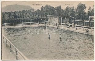 Höltövény, Heldsdorf, Halchiu; Volksbad / Fürdő, fürdőzők. Peter Dück kiadása / spa, bathers (EK)