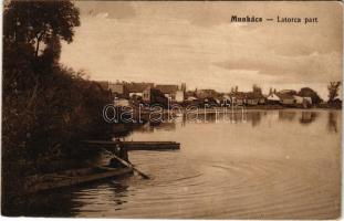 1916 Munkács, Mukacheve, Mukacevo; Latorca part. Vasúti levelezőlapárusítás 8247. / riverside (Rb)