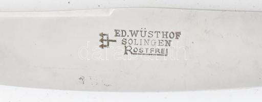 Hat személyes ezüst (Ag) evőeszköz készlet. Dianás jelzéssel, részben Latzko mesterjeggyel. 47 darab...