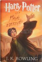 J. K. Rowling: Harry Potter és a Halál ereklyéi. (Harry Potter-sorozat 7. kötet). Bp., 2008, Animus. Első magyar kiadás. Kiadói kartonált papírkötés, kiadói papír védőborítóban.