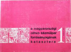 Éri István, Nagy Lajos, Nagybákay Péter (szerk.): A magyarországi céhes kézműipar forrásanyagának katasztere 1. Bp. 1975, k.n.. Megjelent 1000 példányban. Kiadói papírkötésben, gerinc és borító kissé kopott. néhány lap széle foltos. Csak az 1. kötet!