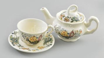 Cartuja spanyol csésze alátéttel + kiöntő, jelzett, kis kopással, m: 11 cm alatt