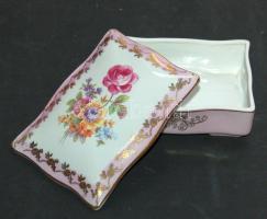 Moschendorfi jelzésű bonbonier 12cm-es szélességgel és szép állapotban