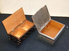 2db cigarettásdoboz fából (17cm széles) és fémből (15cm széles) mindkettő jó állapotban