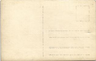 SMS Helgoland az Osztrák-Magyar Haditengerészet Helgoland-osztályú gyorscirkáló matrózai szárazföldi...