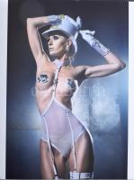 Catalogue Girls. Erotik-Fotografie im Zeitalter von Mikrostock. Hrsg. von Sven Müller. Vaduz, 2017, ...