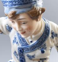 cca 19. sz. második fele, Lámpást tartó fiú porcelán lámpatest. Jelzett, sérült, ujjhiánnyal, m: 31,...