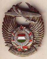 A Polgári Légiforgalom Kiváló Dolgozója, szocialista kitüntetés T:2