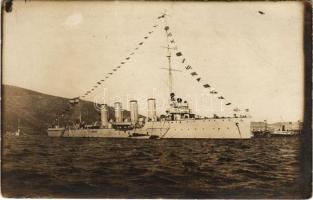 SMS Novara az Osztrák-Magyar Haditengerészet Helgoland-osztályú gyorscirkálója / K.u.K. Kriegsmarine Kleiner Kreuzer / WWI Austro-Hungarian Navy Helgoland-class light cruiser. photo (fl)