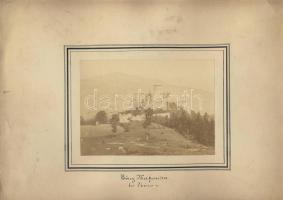 A zborói Makovitza várról készült régi fénykép kartonkeretben, szélein enyhe sérülésekkel (31x24cm)