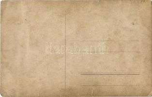 SMS Novara Osztrák-Magyar Haditengerészet Helgoland-osztályú gyorscirkáló matróza kitüntetésekkel / ...