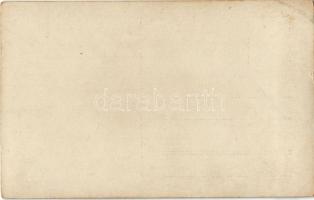 1917 SMS NOVARA cs. és kir. haditengerészet Helgoland-osztályú gyorscirkáló sérült kéményei az otran...