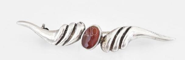 Ezüst(Ag) köves bross, jelzett, 6×1 cm, bruttó: 4,2 g