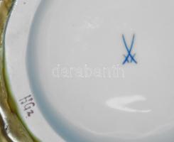 Meissen nagy méretű porcelán urna váza, kézzel festett jelenetekkel, Incselkedő puttókkal. Aranyozot...